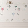 Papel pintado para habitación infantil con globos de varios colores