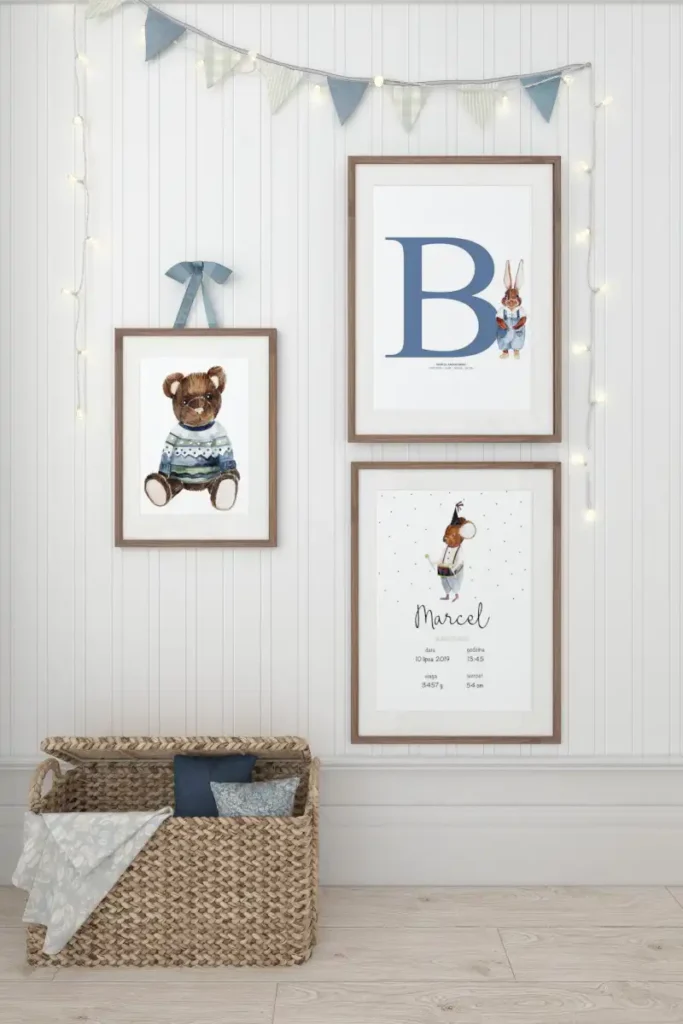 Naklejki i metryczki dla dzieci z imieniem dziecka i ulubionym bohaterem z bajki